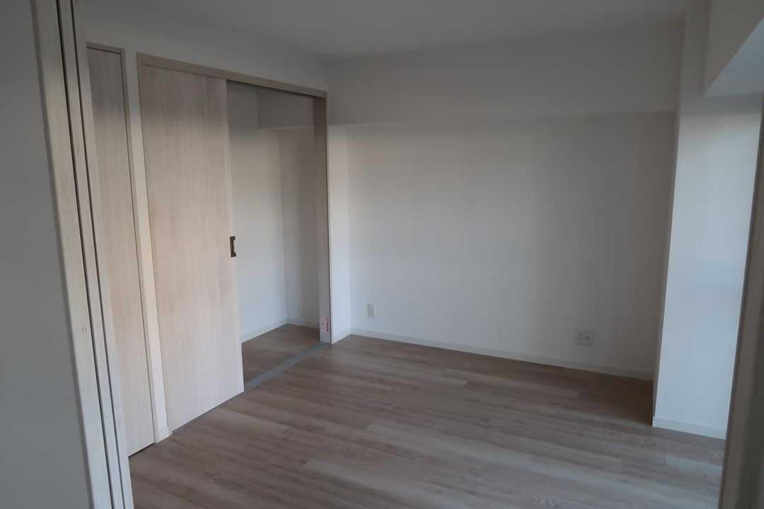 Renovated 3LDK Apartment for Sale in Adachi, Tokyo - Thumbnail 4