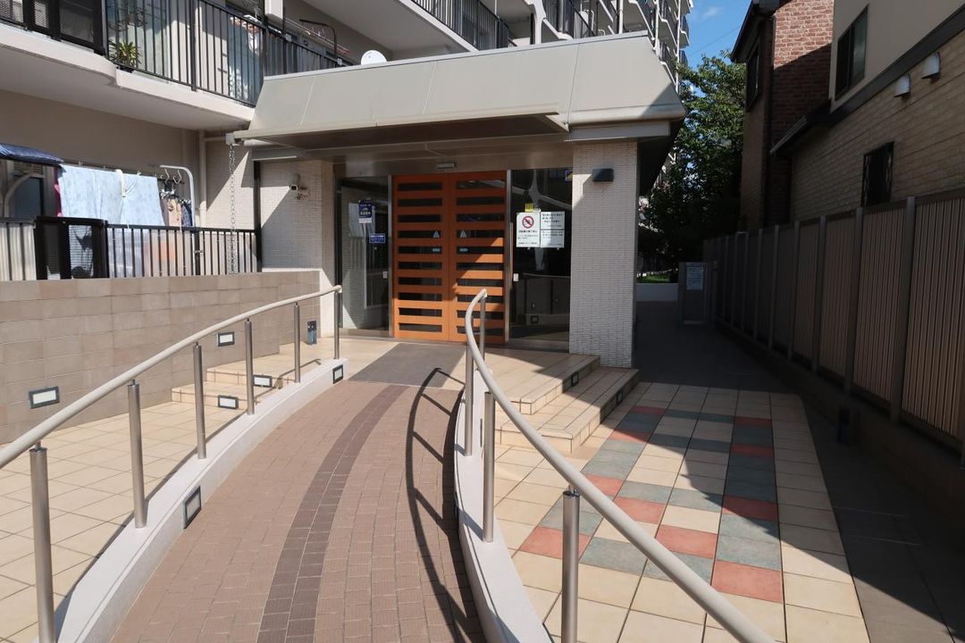 Renovated 3LDK Apartment for Sale in Adachi, Tokyo - Thumbnail 2