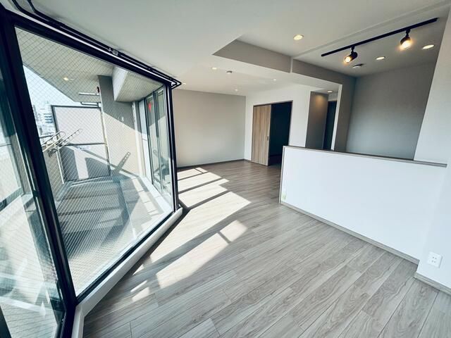Renovated 3LDK Apartment for Sale in Kadoma, Osaka - Thumbnail 4