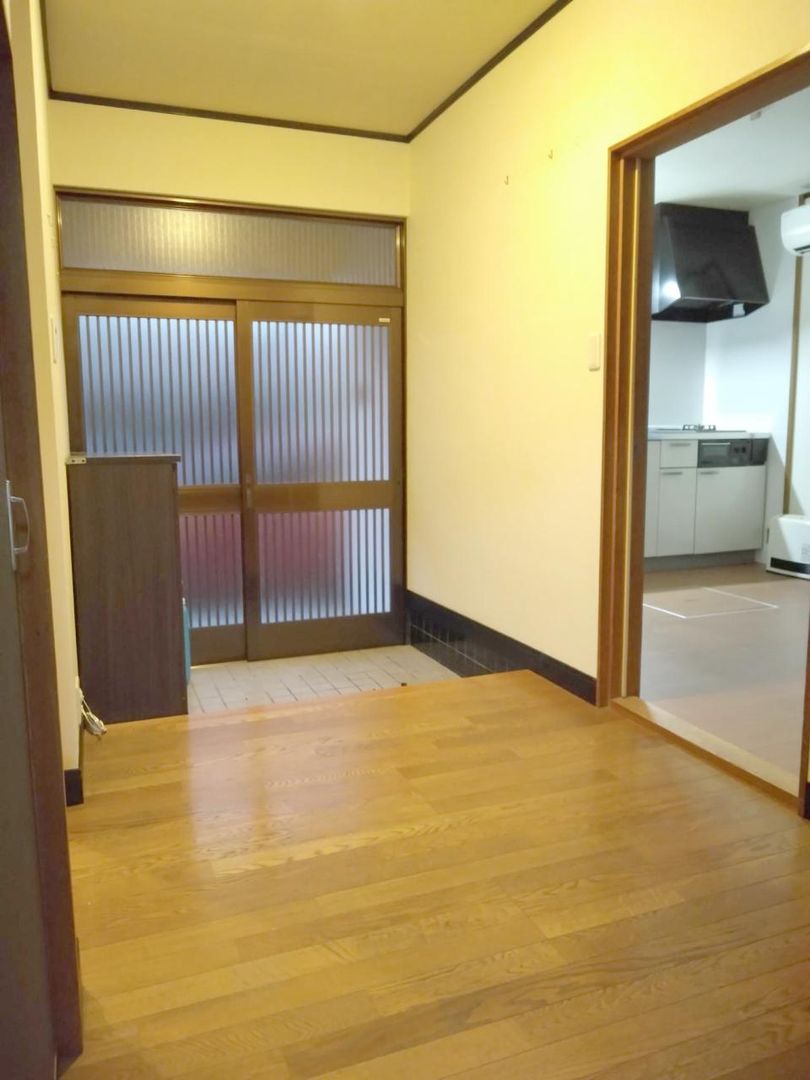 Renovated 4LDK House for Sale in Toyota City, Aichi - Thumbnail 2