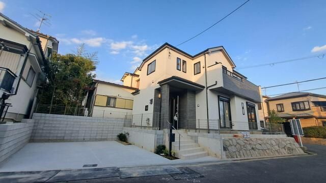 New 4LDK Detached House for Sale in Minoh, Osaka - Thumbnail 2