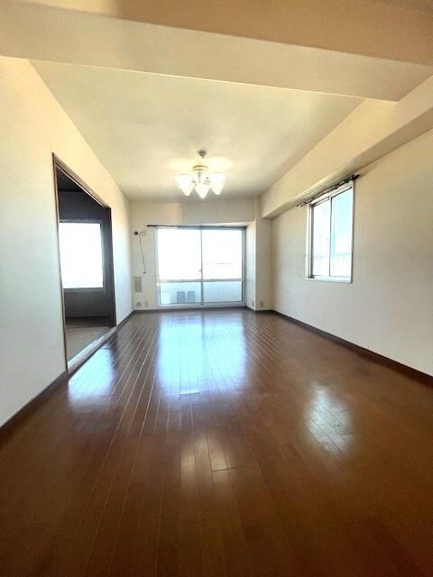 15th Floor 3LDK Apartment for Sale in Moriguchi, Osaka - Thumbnail 3