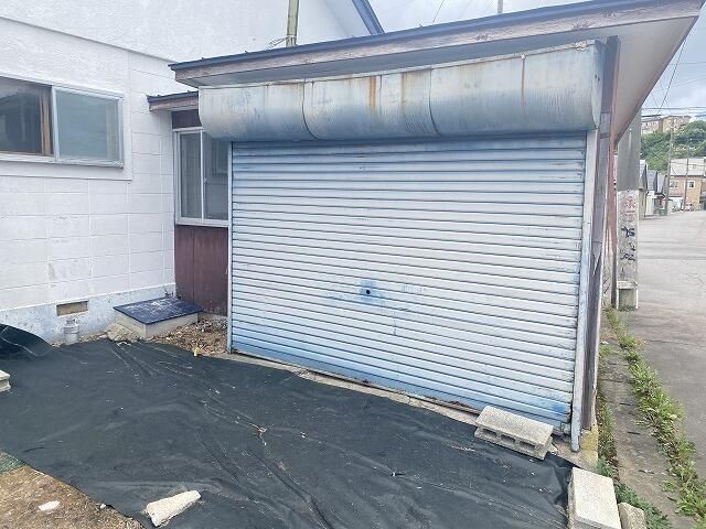 4LDK Corner Lot House for Sale in Hakodate's Takizawa-cho - Thumbnail 3