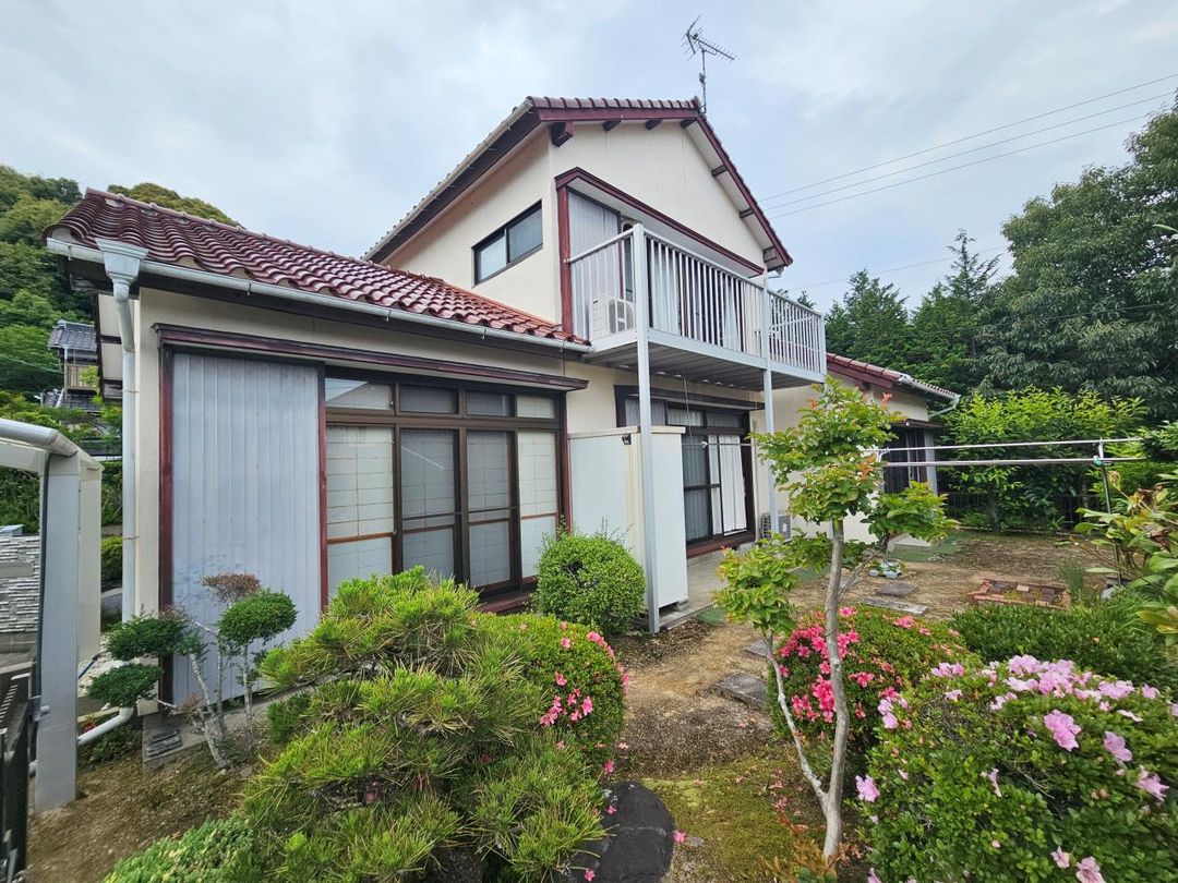 Stylish 5DK+S House with Garden in Toyokawa, Aichi - Thumbnail 2