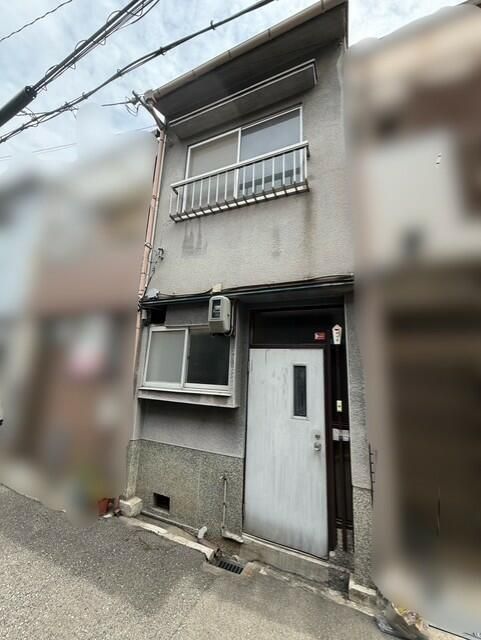 1957 3DK Terrace House for Sale in Abeno, Osaka - Thumbnail 3