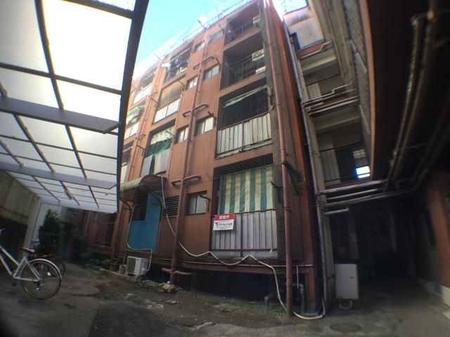 1K Apartment for Rent in Central Matsuyama, Ehime - Thumbnail 4