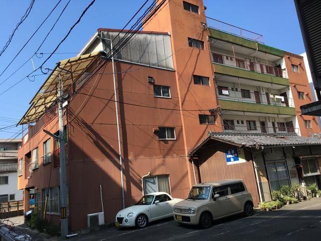 1K Apartment for Rent in Central Matsuyama, Ehime - Thumbnail 3