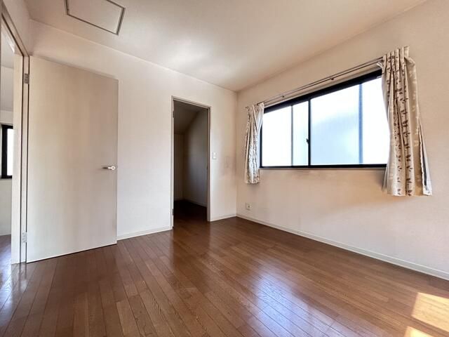 4LDK House for Sale in Hadano, Kanagawa - Quiet Residential Area - Thumbnail 4