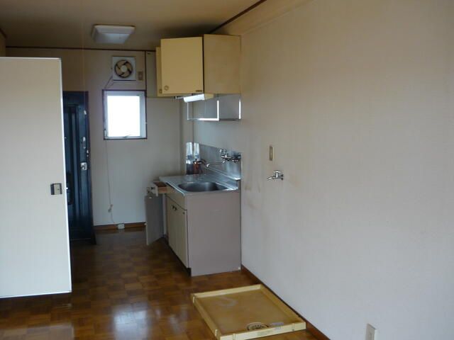 1K Apartment for Rent in Utsunomiya, Tochigi - 25,000 Yen - Thumbnail 2