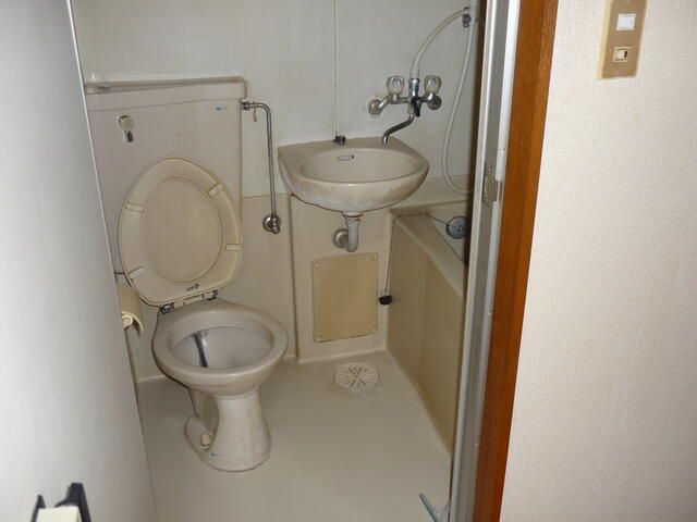 1K Apartment for Rent in Utsunomiya, Tochigi - 25,000 Yen - Thumbnail 3