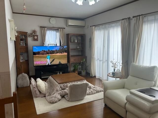 4LDK House for Sale in Oguchi, Aichi - 133 sqm with Garden - Thumbnail 2