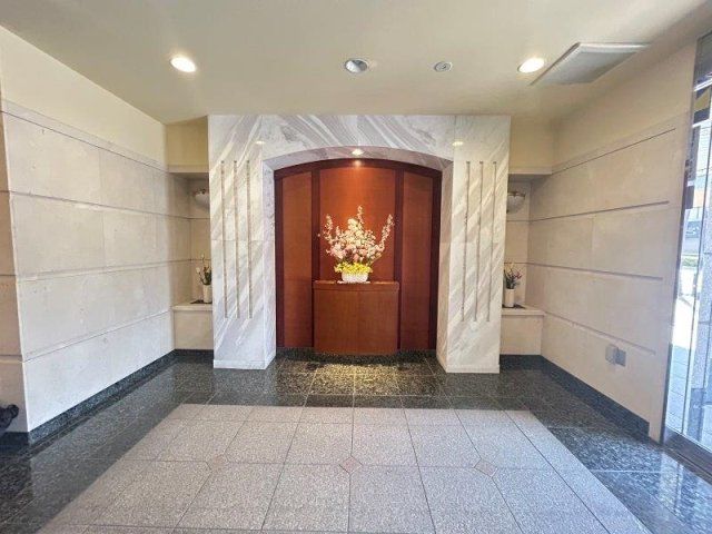 3LDK Apartment for Sale in Taito Ward, Tokyo – 66.19 sqm - Thumbnail 2