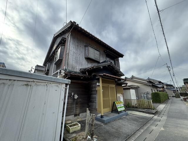 6DK Detached House with Attic Storage in Minamichita, Aichi - Thumbnail 2