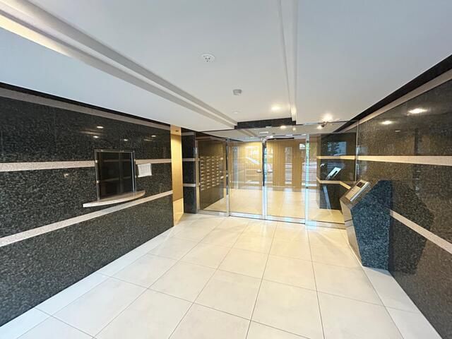 1K Apartment for Sale in Itabashi, Tokyo - 4.5% Yield - Thumbnail 2