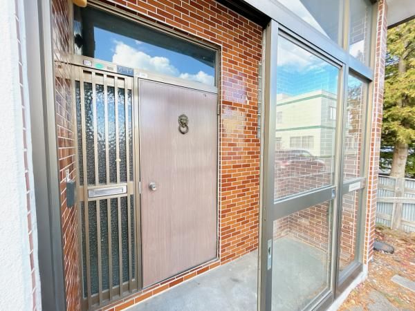 Renovated 4LDK House for Sale in Obihiro, Hokkaido - Image 1