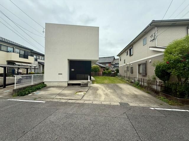 4LDK Detached House in Toyota City with 2025 Renovations - Thumbnail 3