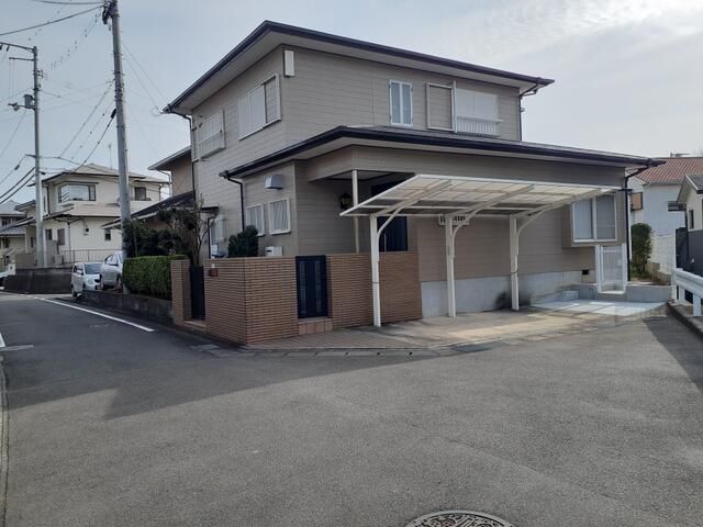 Spacious 7DK House in Tobe Town, Ehime Prefecture - Thumbnail 4