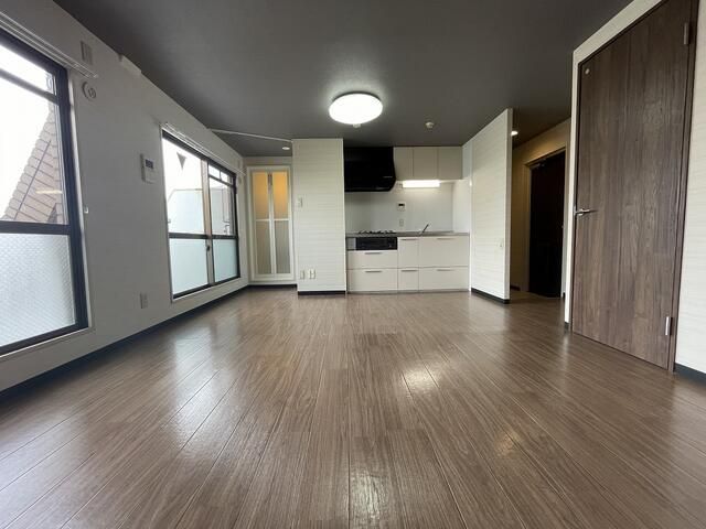 Renovated 1R Apartment for Rent in Higashisumiyoshi, Osaka - Thumbnail 4