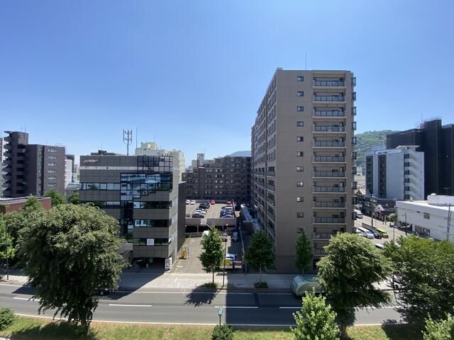 2LDK Apartment near Maruyama Koen Station, Sapporo - Pet Friendly - Thumbnail 2