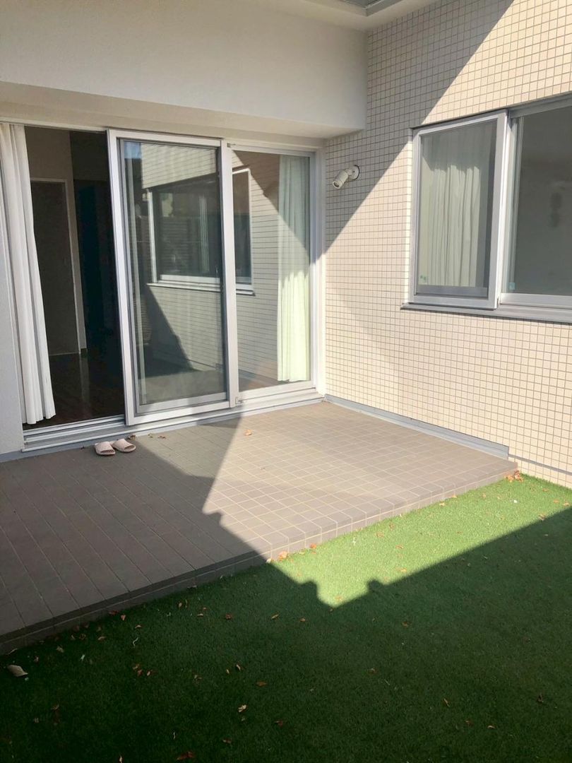 4LDK Apartment with Private Garden in Hachioji, Tokyo - Thumbnail 2