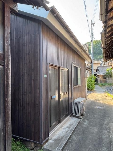 3K House in Kure City, Hiroshima - 295.98 sqm Land - Thumbnail 2
