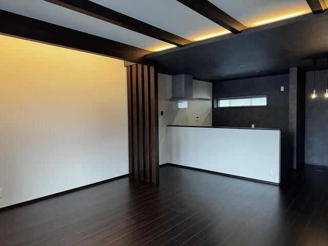 3LDK Detached House for Sale in Kida-cho, Takamatsu City - Thumbnail 2