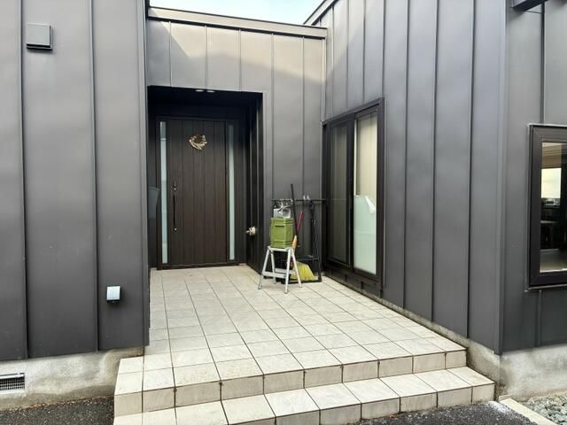 Modern 3LDK Single-Story House for Sale in Obihiro, Hokkaido - Image 1