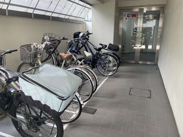 1R Apartment for Sale in Ueno, Tokyo - 7.01% Yield - Thumbnail 3