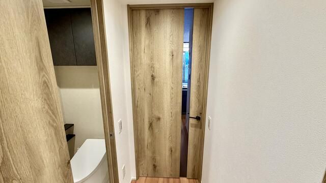 1SLDK Apartment in Tomikura Cross Comfort Tower, Shinjuku, Tokyo - Thumbnail 2