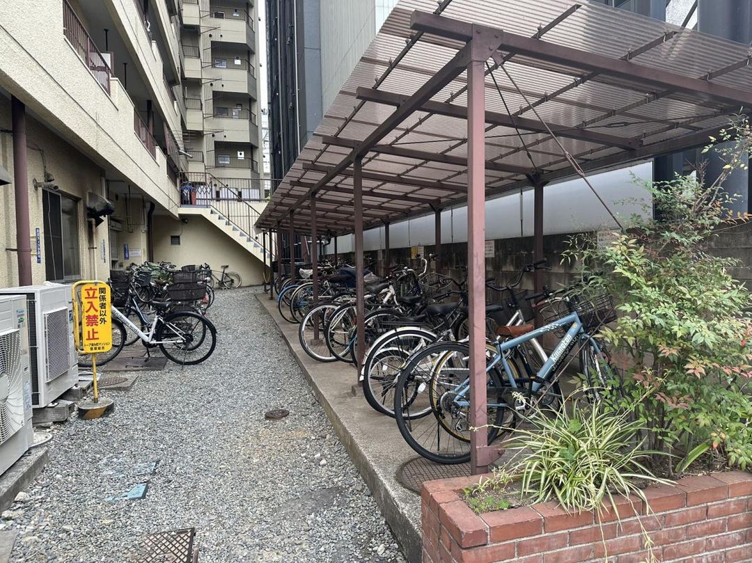 1LDK Apartment for Sale in Sumida, Tokyo Near Kinshicho Station - Thumbnail 3