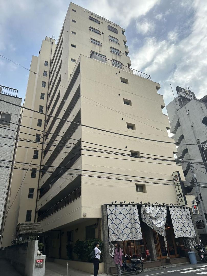 1LDK Apartment for Sale in Sumida, Tokyo Near Kinshicho Station - Thumbnail 2