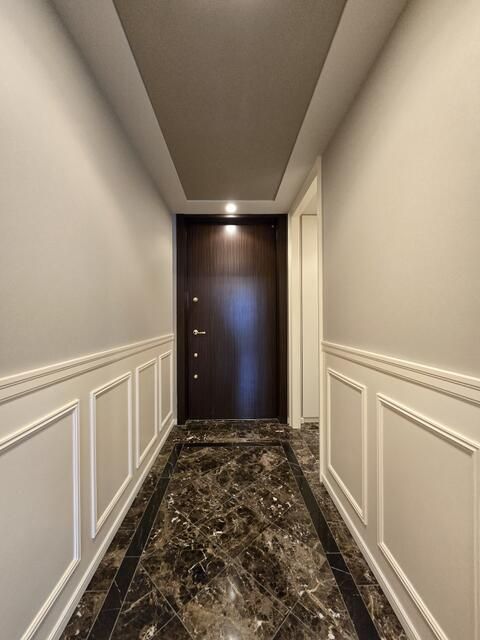 Renovated 1LDK Apartment in Granfront Osaka Owners Tower - Thumbnail 2