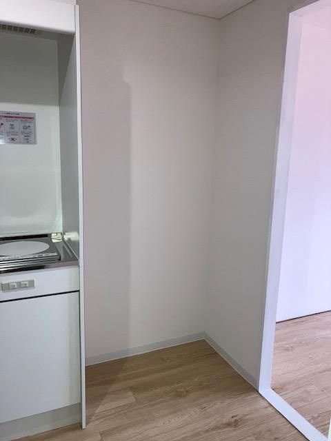 1K Apartment for Sale in Fukuyama, Hiroshima - 2.9 Million JPY - Thumbnail 4