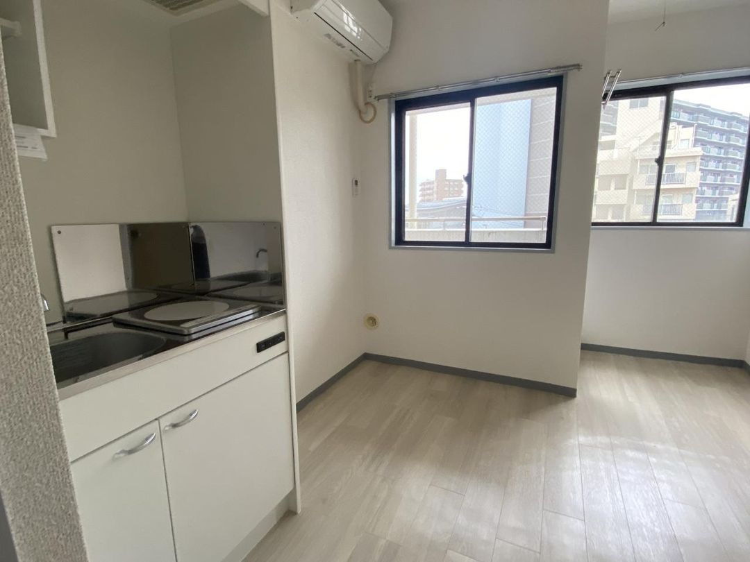Studio Apartment for Sale Near Minamihashimoto Station, Sagamihara - Thumbnail 3