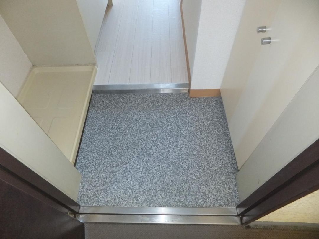 Studio Apartment for Sale in Kofu City, Yamanashi - Thumbnail 2
