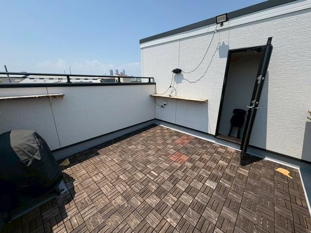 2022 Built 3LDK House with Rooftop Balcony in Osaka Nishinari - Thumbnail 2