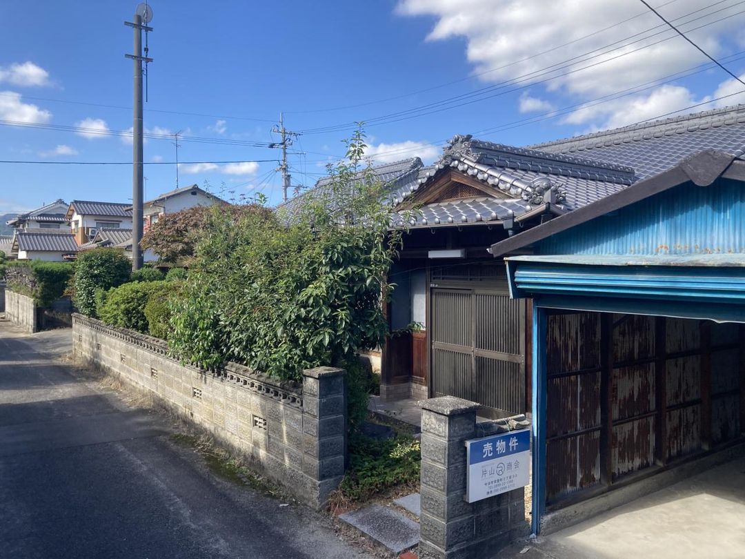 Spacious 7DK Single-Story House in Imabari, Ehime - Thumbnail 4