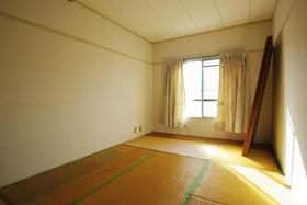 2LDK Apartment for Sale in Kure, Hiroshima - 52.59 sqm - Thumbnail 4