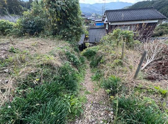 4DK Detached House with Land in Ozu, Ehime - Thumbnail 4