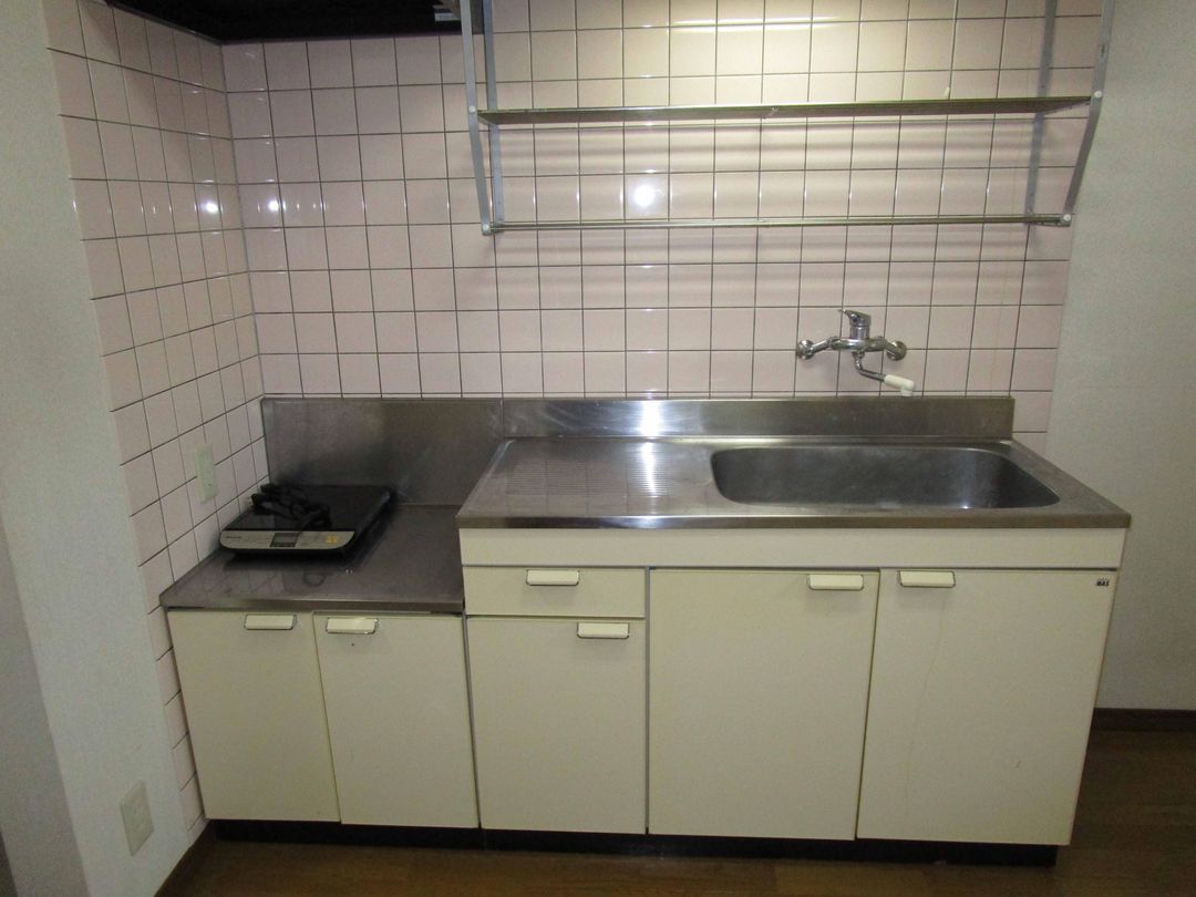 1K Apartment for Rent in Hamada, Shimane - 30,000 JPY - Thumbnail 4
