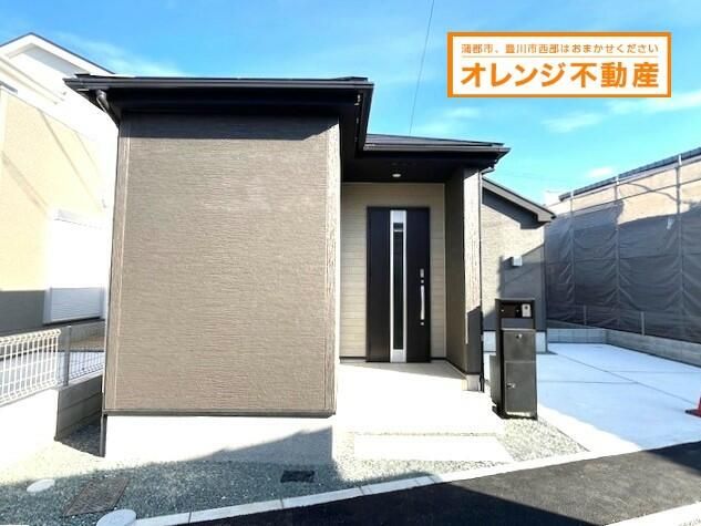 New 2LDK Energy-Efficient House for Sale in Gamagori, Aichi - Thumbnail 2