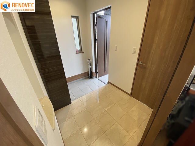 4LDK Detached House for Sale in Sakai, Osaka - Investment Property - Thumbnail 2