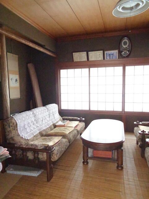 4DK Used House in Shikokuchuo City, Ehime Prefecture - Thumbnail 3