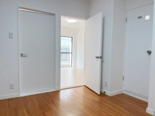 Renovated 3DK Apartment for Sale in Asakusa, Tokyo - Thumbnail 4