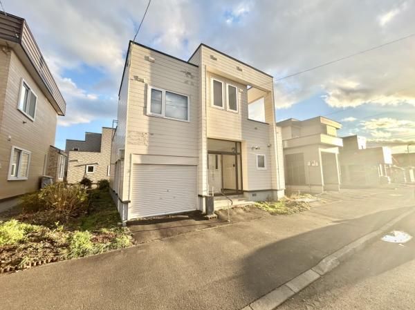 4LDK Detached House for Sale in Ebetsu, Hokkaido - Thumbnail 2