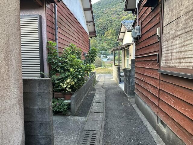 Compact 6DK House with System Kitchen in Saiki, Oita - Thumbnail 3
