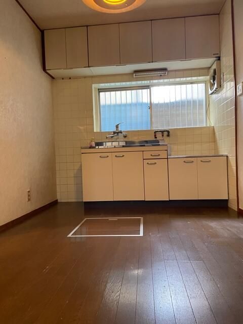 4DK Rental House in Shijonawate, Osaka - No Deposit, Office Use OK - Thumbnail 4