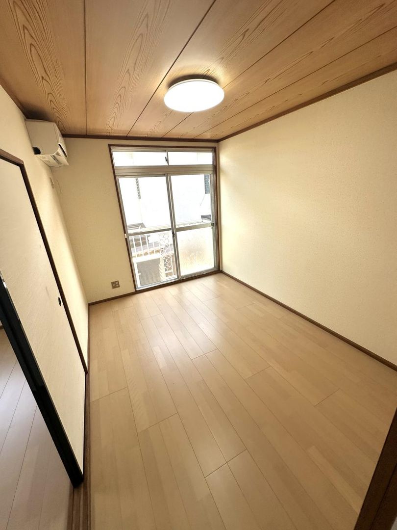 Renovated 2DK Apartment for Rent in Tottori City - Thumbnail 2