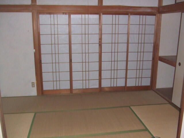 4LDK Used House for Sale in Kominato, Tokushima - Thumbnail 4