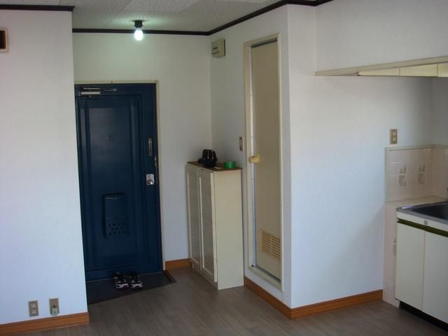 Kyoto Ichijoji 1R Apartment near Station | 25,000 Yen - Thumbnail 3